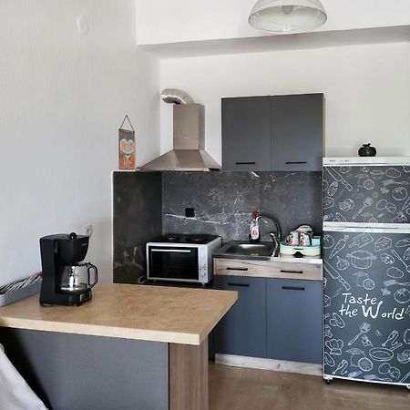 Varka Apartment Макригиалос Екстериор снимка